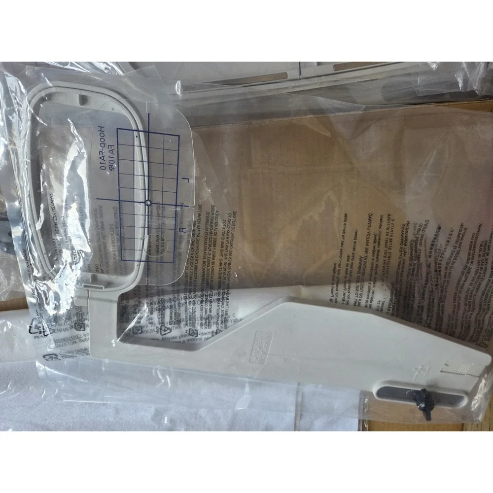 Janome Horizon Memory Craft 15000/12000/14000 Embroidery Unit and Case In Box